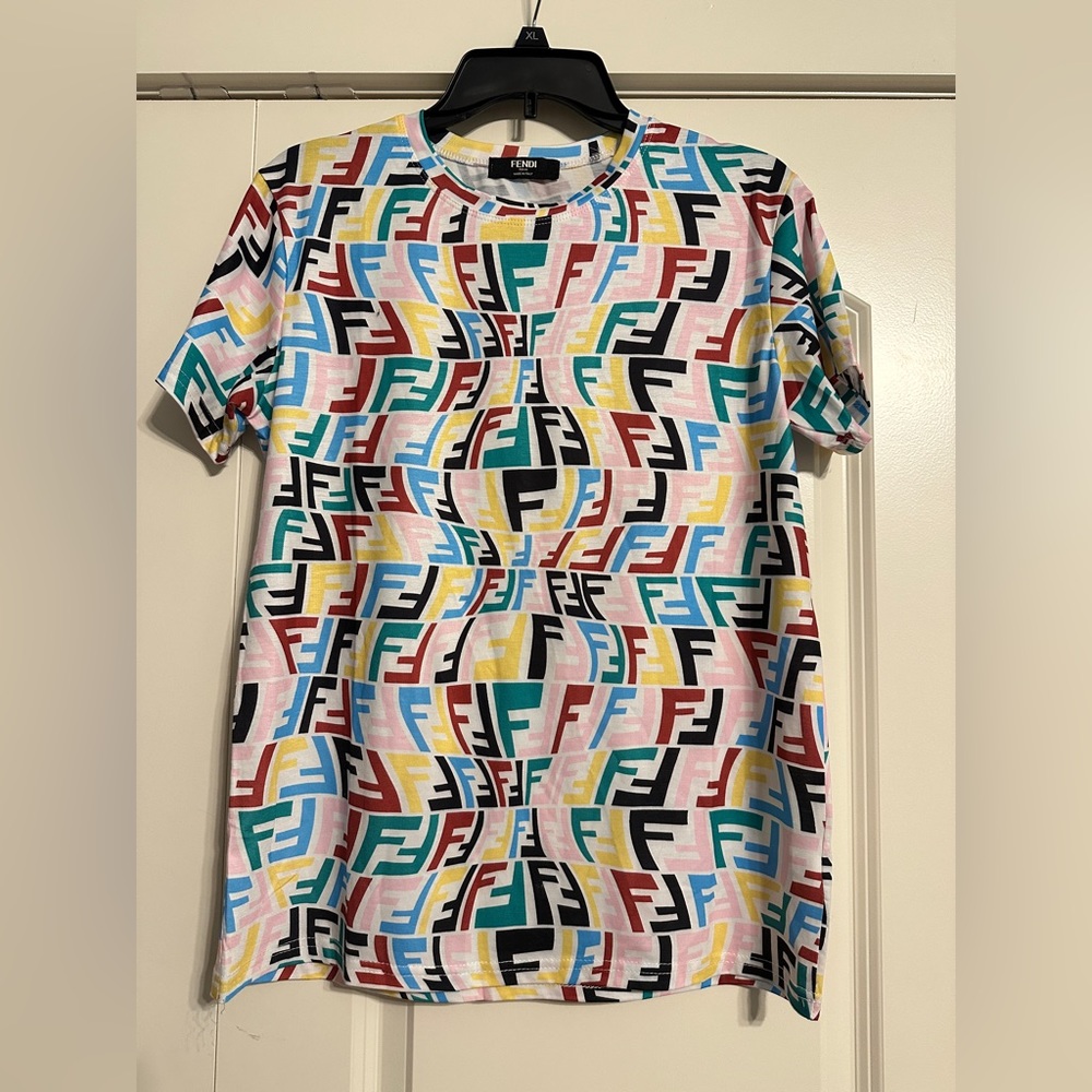 Colorful tee